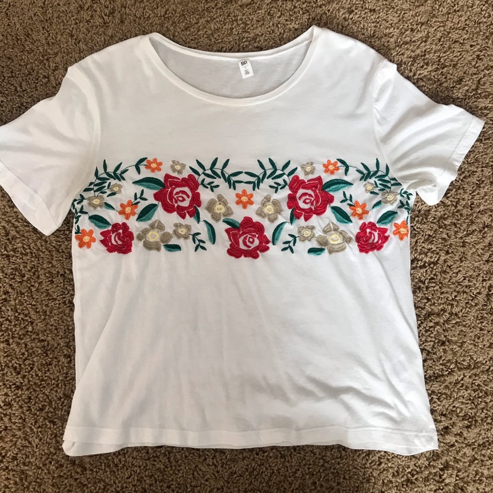 White floral T-shirt